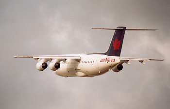 BAe 146-200 airNova C-GNRT fin 206