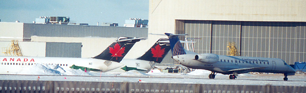 Embraer ERJ 145, Continental Express, N12946