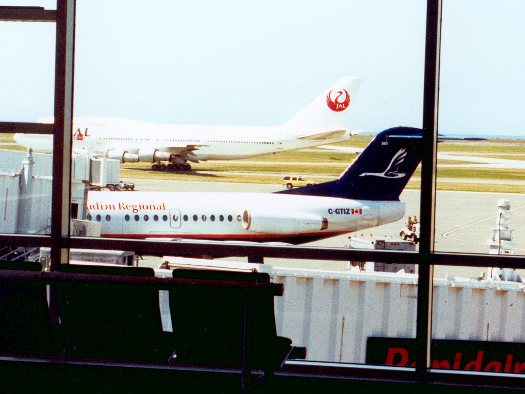 Fokker F.28, Canadian Regional, C-GTIZ, Fin 160