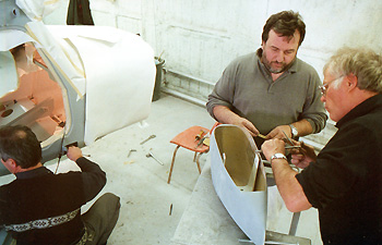 ajustement du carénage sur le support de roue