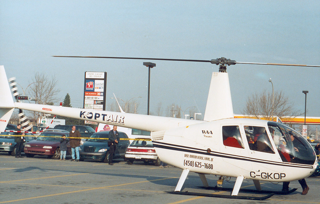 Robinson R44, Koptair, C-GKOP