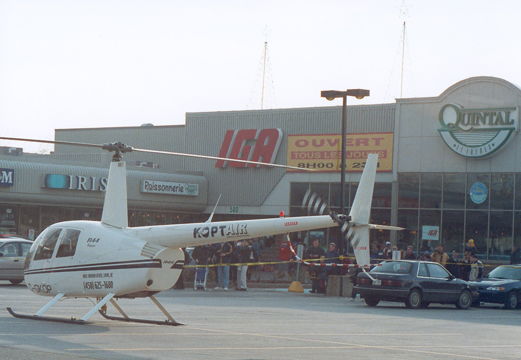 Robinson R44, Koptair, C-GKOP