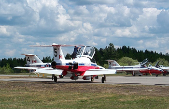 Snowbirds Mont-Laurier May 20th 2001