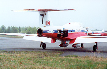 Snowbirds Mont-Laurier 18 mai 2001