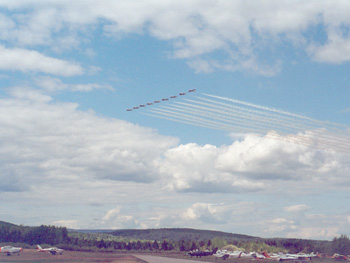 Snowbirds Mont-Laurier May 20th 2001