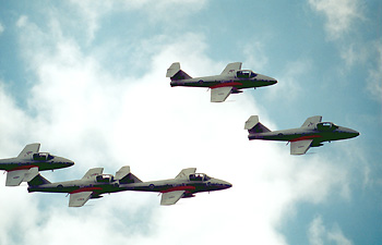 Snowbirds Mont-Laurier 20 mai 2001