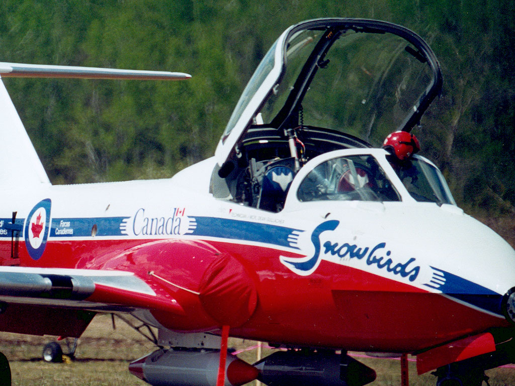 Snowbirds Mont-Laurier 20 mai 2001