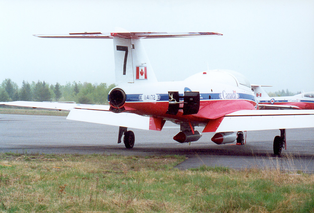 Snowbirds Mont-Laurier 18 mai 2001