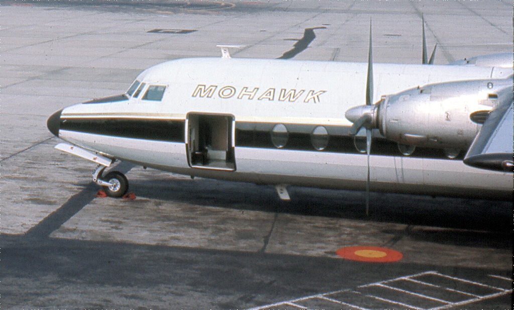 Fairchild FH-227 Mohawk N7812M