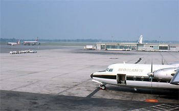 Fairchild FH-227 Mohawk N7812M