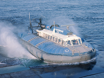 Hovercraft SRN6 