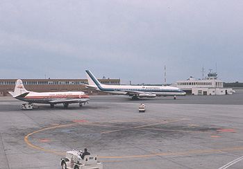 Vickers Viscount CF-TIG fin 642 TCA, DC-8 Eastern, sept 1965, Dorval